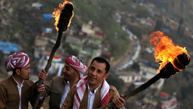 صور عيد نوروز - الاحتفال بعيد الربيع 1384 12