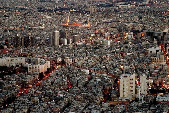 صور من دمشق , المدينة العريقة الساحرة