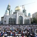 1568 15 صلاة العيد في موسكو - مسلمو روسيا وصلاة العيد فى المسجد الجامع فى موسكو تفيده سعد