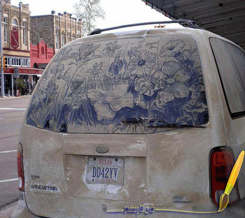 4956 6 الرسم على زجاج السيارات - فن الرسم بالتراب والغبار على زجاج السيارات صائب ظهير