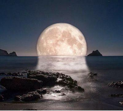 1149 صور جمال القمر - اجمل صور القمر فى طور البدر جميله حسن