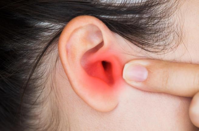 15899 اعراض التهاب الاذن - طرق علاج التهاب الاذن الوسطى هاندة بنان